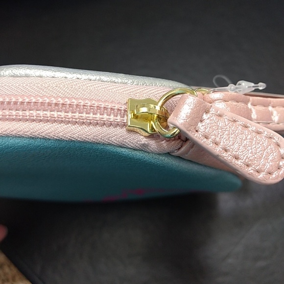 *Sale* Betsey Johnson pastel rainbow coin purse - Picture 3 of 6